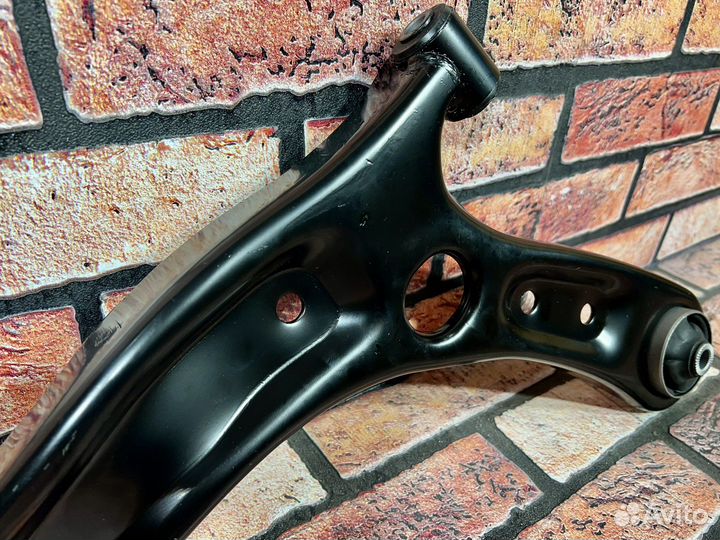 Рычаг подвески передний левый Solaris 2 Rio 4 2017