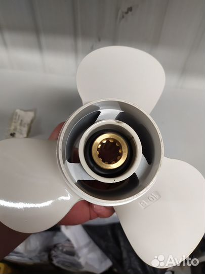 Винт гребной Tohatsu/Nissan 25-30