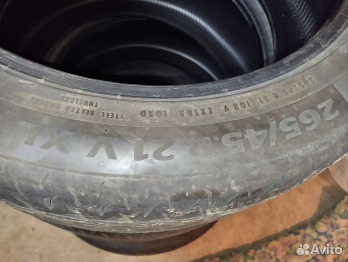 Continental MaxContact MC6 265/45 R21