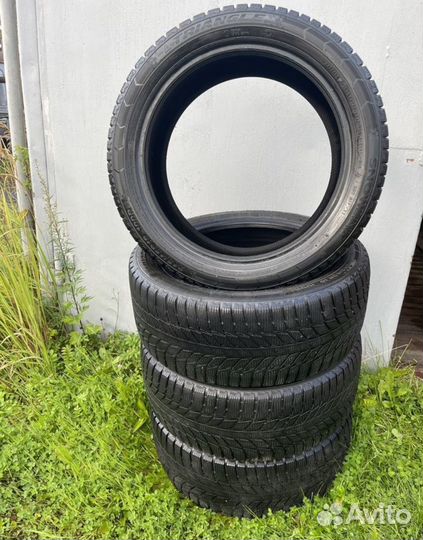 Triangle Snowlink TWT02 245/45 R18 100R