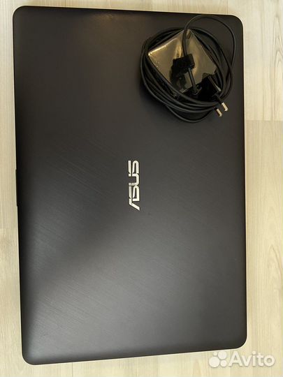 Ноутбук Asus x543u