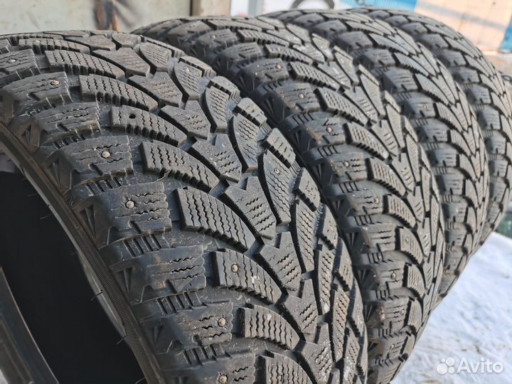 Maxtrek Trek M900 Ice 225/50 R18 95T