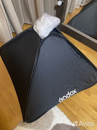 Софтбокс Godox 80х80