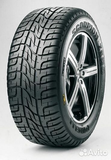 Pirelli Scorpion Zero 295/40 R22 112W
