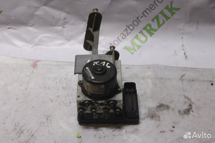 Блок abs Mercedes C-Class W203 2003