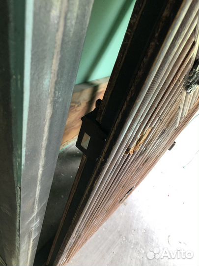 Дверь входная металлическая