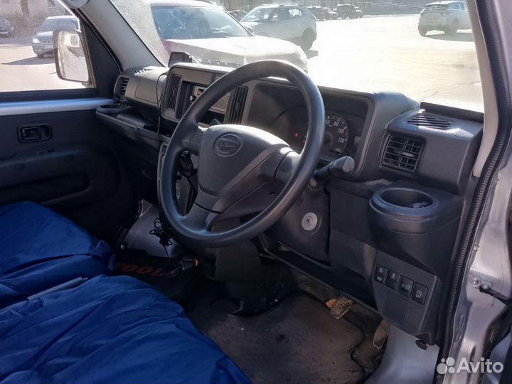 Daihatsu Hijet 0.7 AT, 2018, 97 000 км