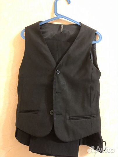 Школьный костюм