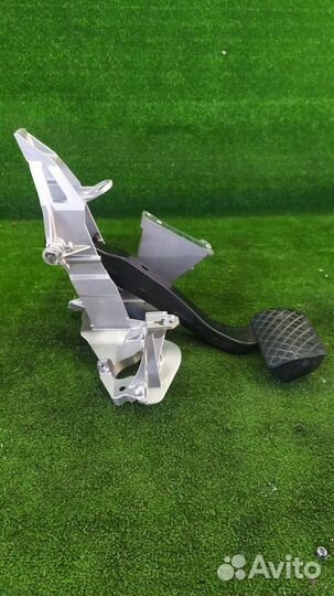 Педаль тормоза Audi A6 C6 cdya 2011