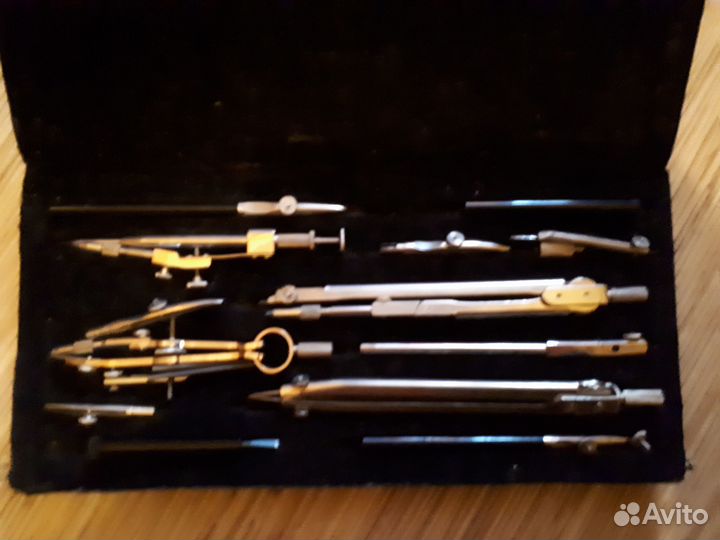 Готовальня