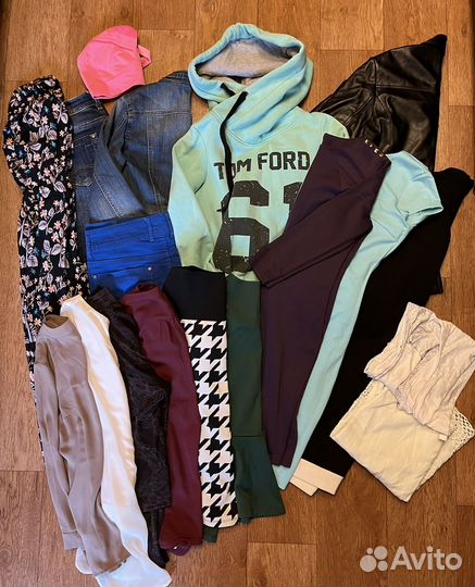 Пакет женских вещей, 42р