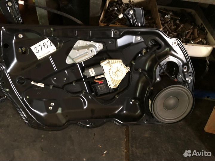 Стеклоподъемники левые на volkswagen passat b6