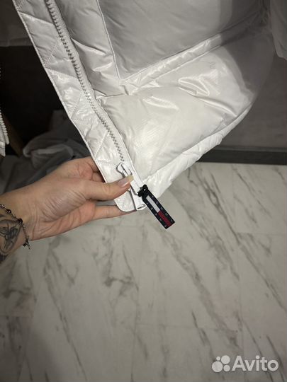 Tommy jeans пуховик женский