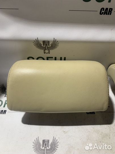 Подголовник сидения задний Lexus Is 250
