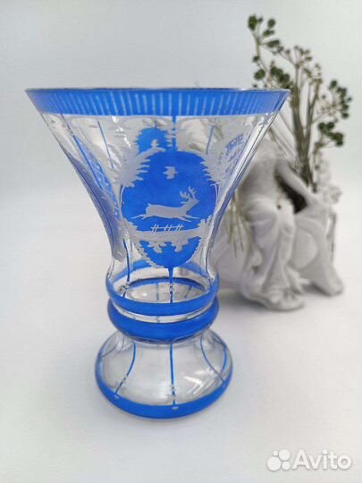 Ваза -кубок Богемия цветное стекло