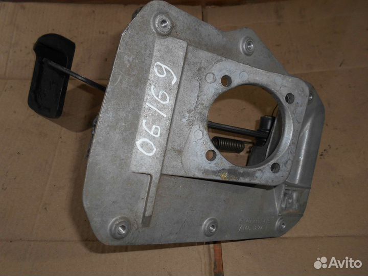 Педаль тормоза W140 A1402900419