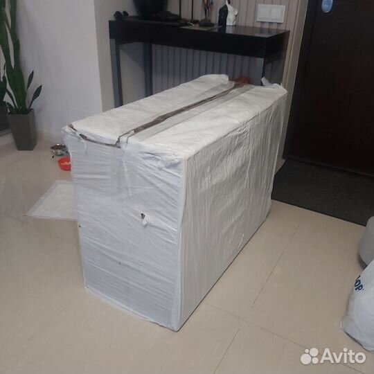 Компьютерное кресло для дома и офиса с подставкой