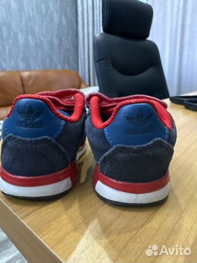 Кроссовки adidas для малыша