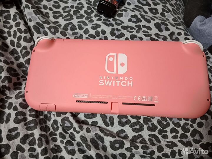 Nintendo switch lite новая