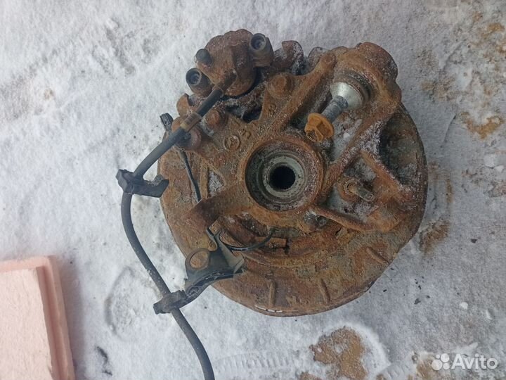 Кожух тормозного диска задний левый правый W164