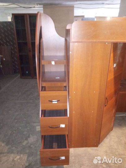 Детская кровать чердак новая