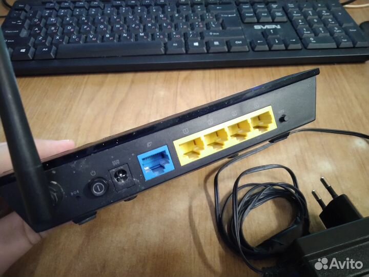 Роутер asus RT-N10E