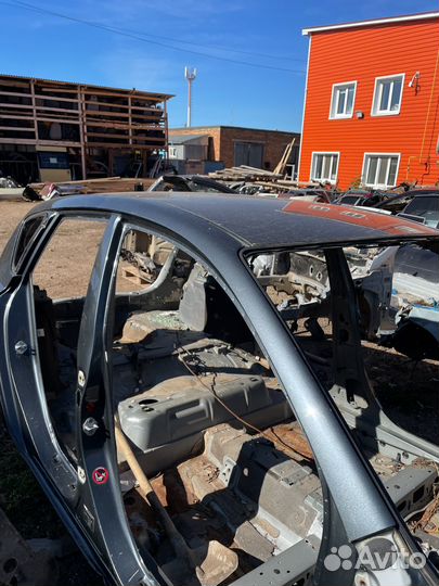 Крыша Mazda 3 BK