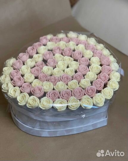 Сладкий подарок девушке