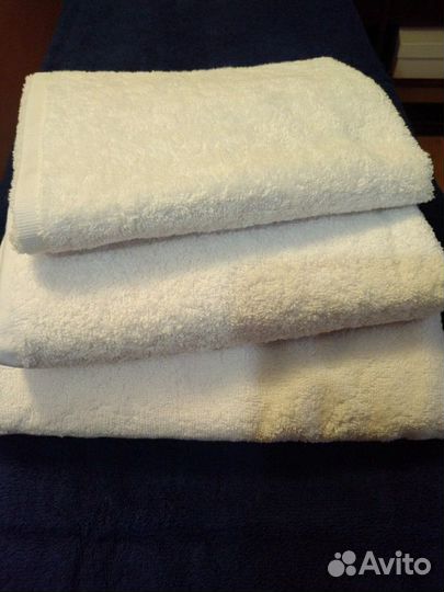 Полотенце белое