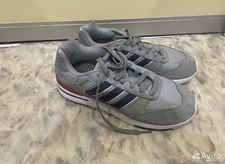 Кроссовки adidas Run80s 42р