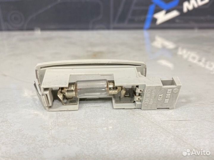 Плафон салона Volkswagen Passat Variant B6 BZB