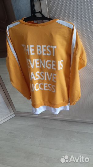 Спортивный костюм женский