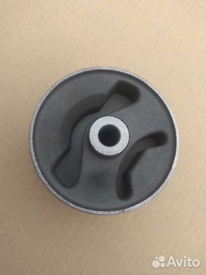 Опора двс задняя