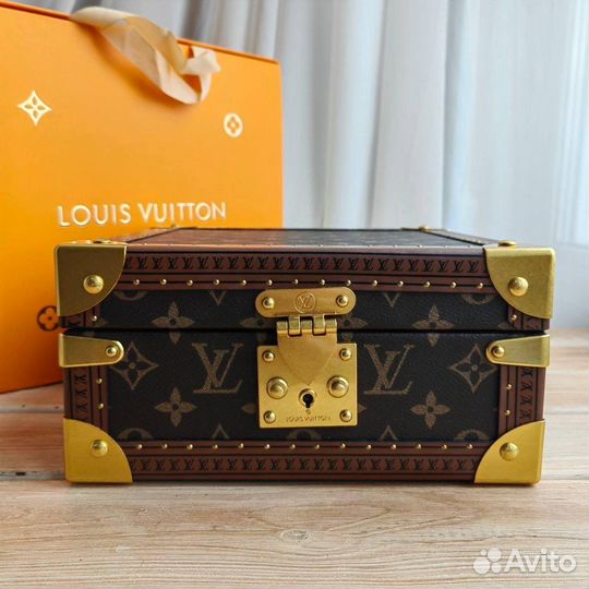 Шкатулка для украшений Louis Vuitton