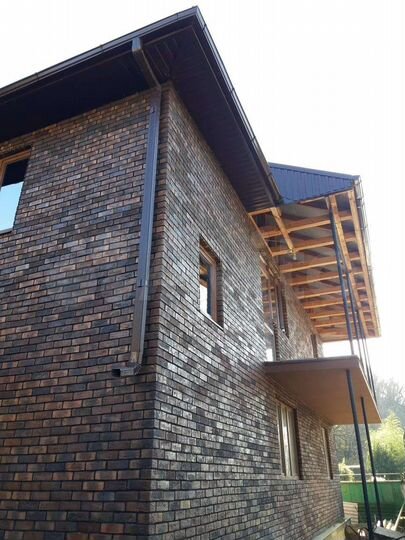 Дом 180 м² на участке 2 сот.