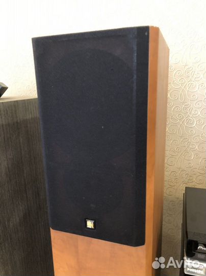 Kef Cresta