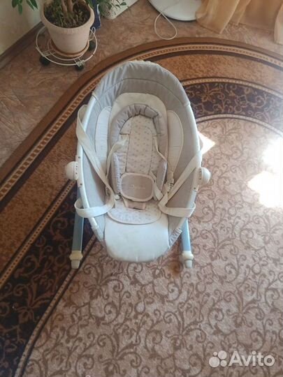 Шезлонг детский