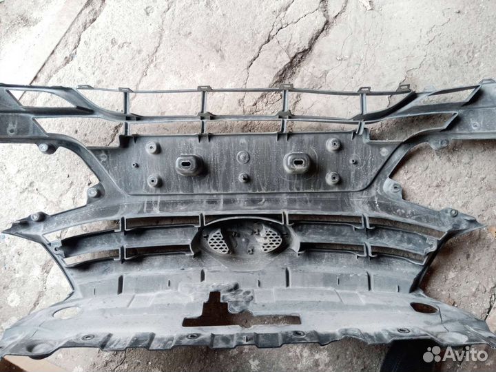 Бампер передний Лада гранта fl с решеткой