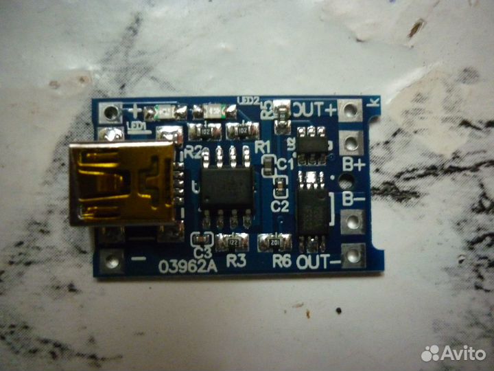 Зарядное устройство 03962а