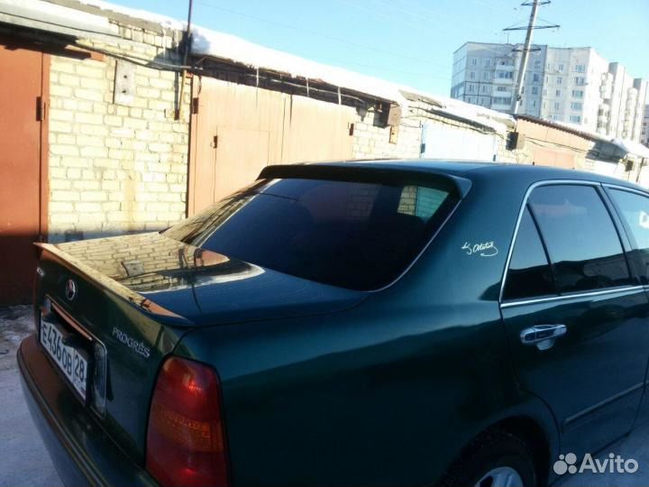 Козырек / спойлер на заднее стекло Toyota Progres