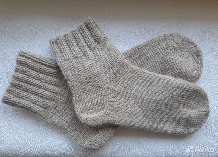 Носки шерстяные ручной вязки