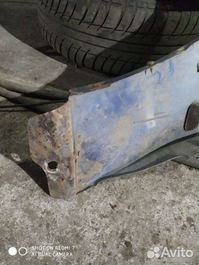 Крыло правое Opel Omega B