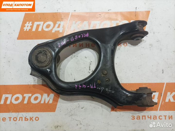 Рычаг правый верхний Honda Accord 8 2009