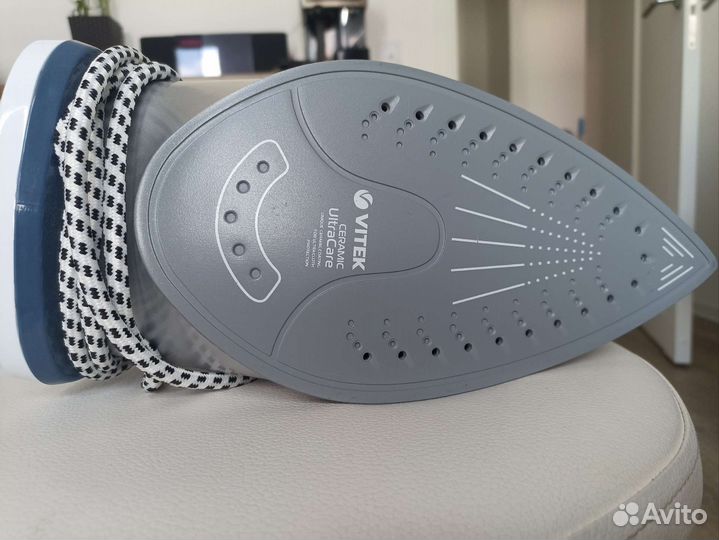 Утюг vitek