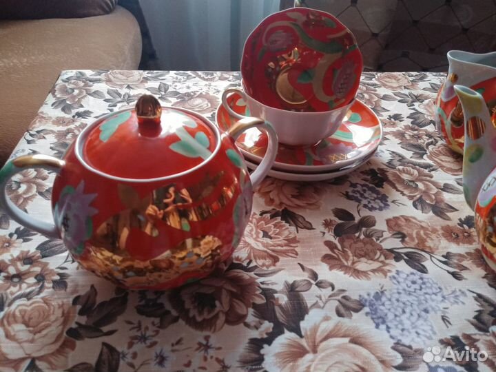 Чайный сервиз Золотой олень