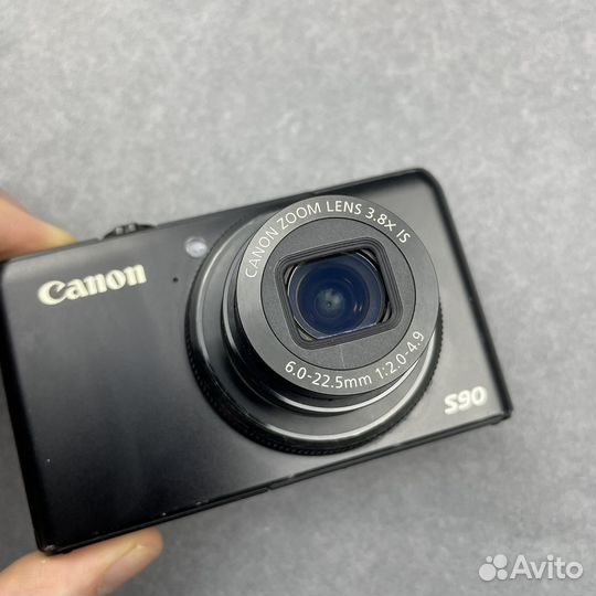 Canon powershot s90 box