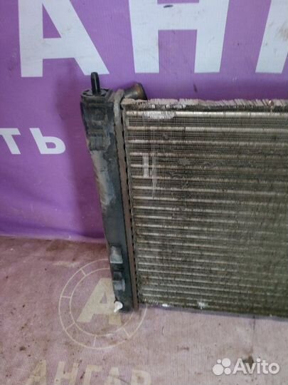 Радиатор охлаждения двигателя Peugeot 4007