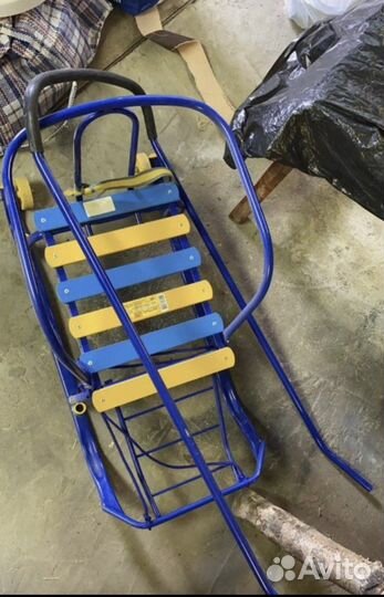 Детские санки с ручкой и веревкой