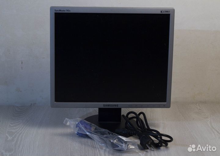 Монитор samsung syncmaster 743n
