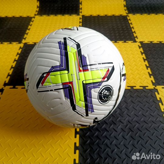 Бесшовный футбольный мяч Nike 5 размер